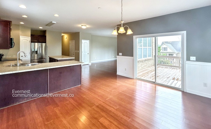 Building Photo - 5057 Falling Water Rd