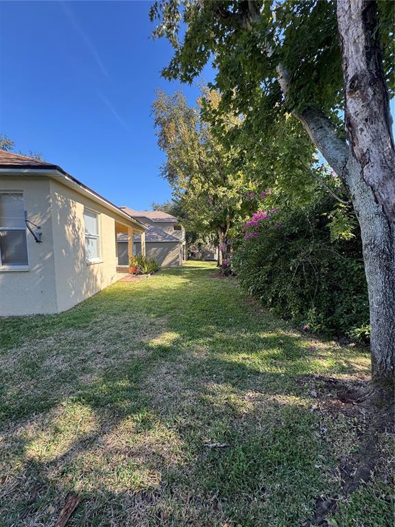 Building Photo - 559 Hiawatha Palm Pl