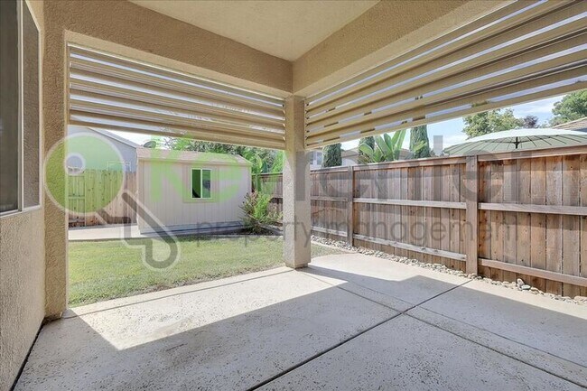 Building Photo - 9448 Syrah Ct