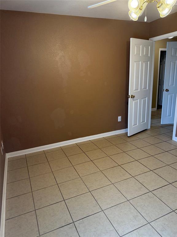 Building Photo - 1314 Tumbling River Dr