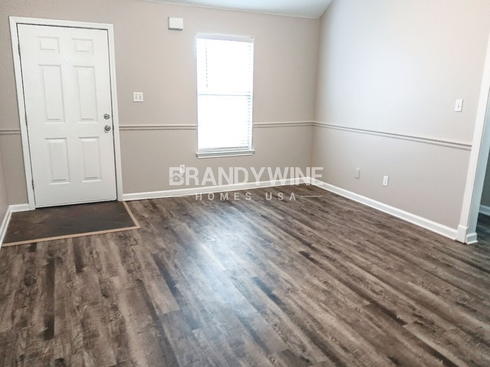 Building Photo - 5540 Dedo Cove