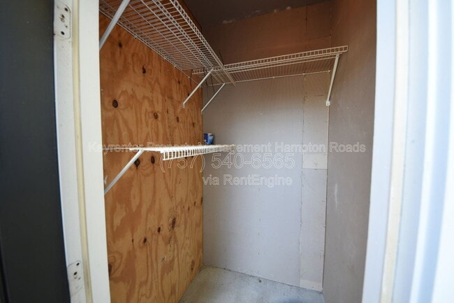 Building Photo - 1450 Leckford Dr