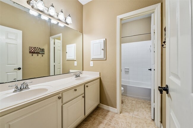 Building Photo - 14431 Rosehill Estates Ln