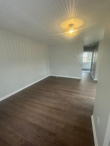 Living Room (Main Level) - 752 Center St