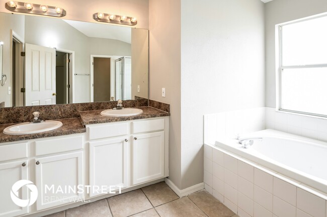 Building Photo - 8309 Night Owl Ct