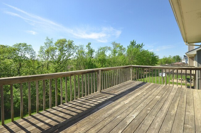 Primary Photo - Platte City 2 Bedroom, 2 Bath Duplex with ...