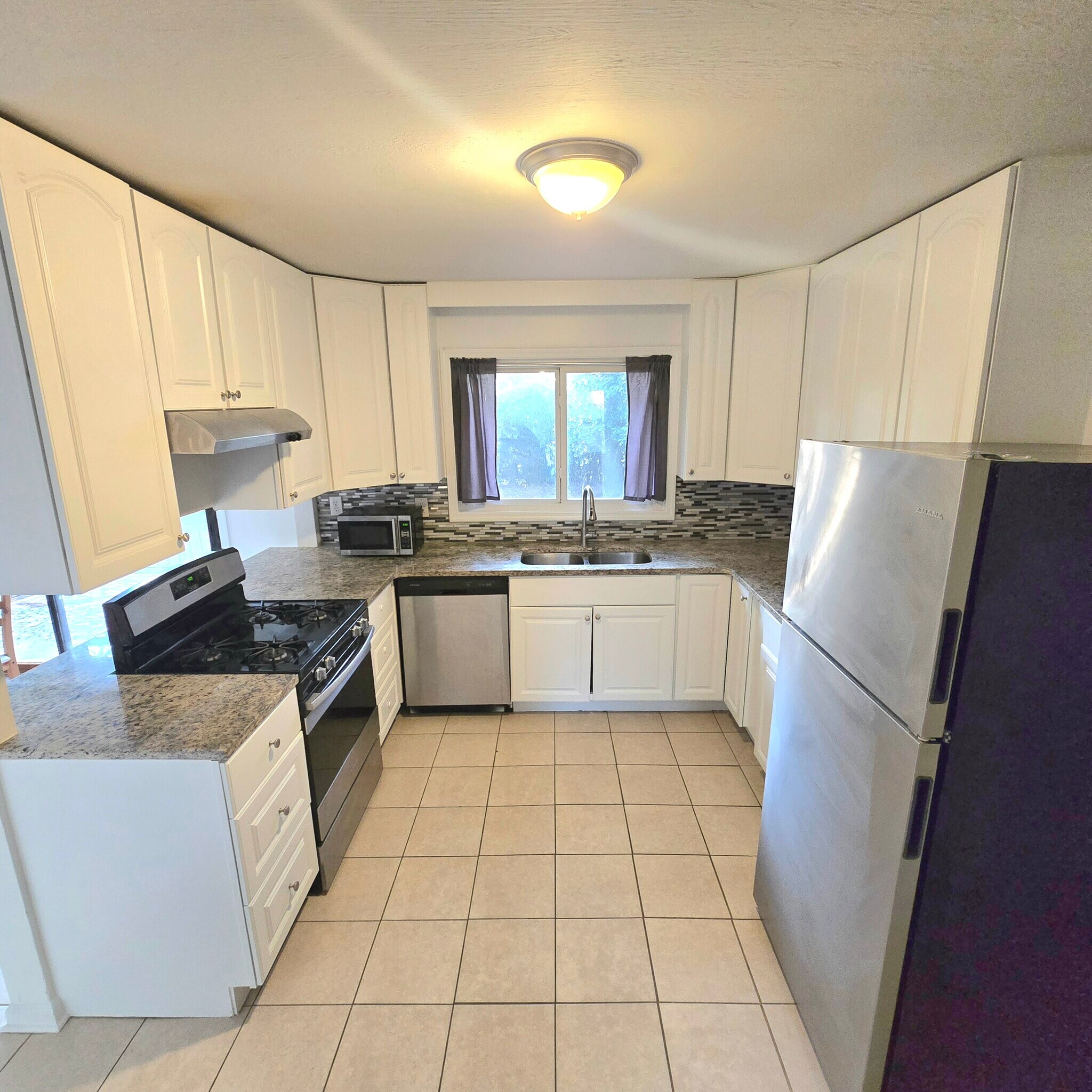 Building Photo - 1831 Shepherd Cir SW