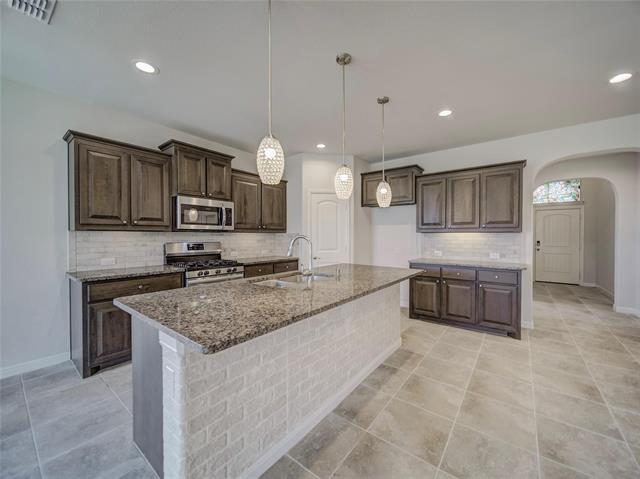 Building Photo - 1100 Twin Brooks Ln