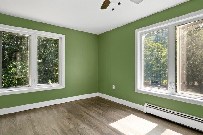 Building Photo - 1 Timberwood Dr