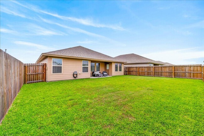 Building Photo - 7749 Bronco Buster Dr