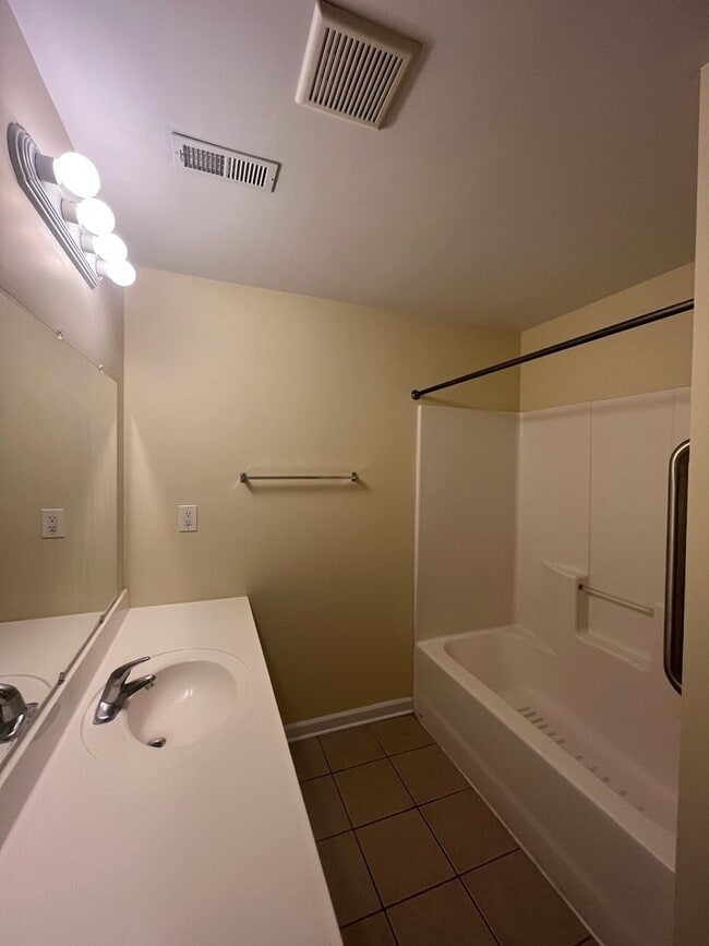 Building Photo - 3943 Greenpond Rd