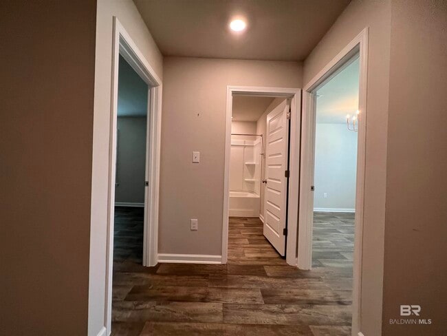 Building Photo - 23904 Songbird Dr