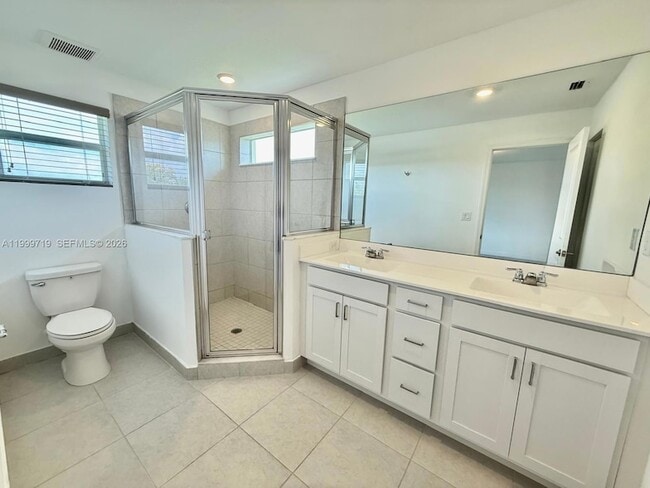 Building Photo - 6931 Harbours Edge Ave