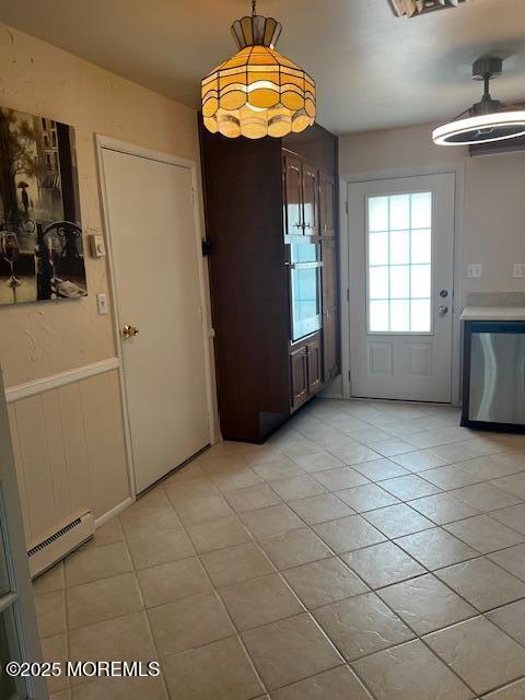 Building Photo - 239D Huntington Dr