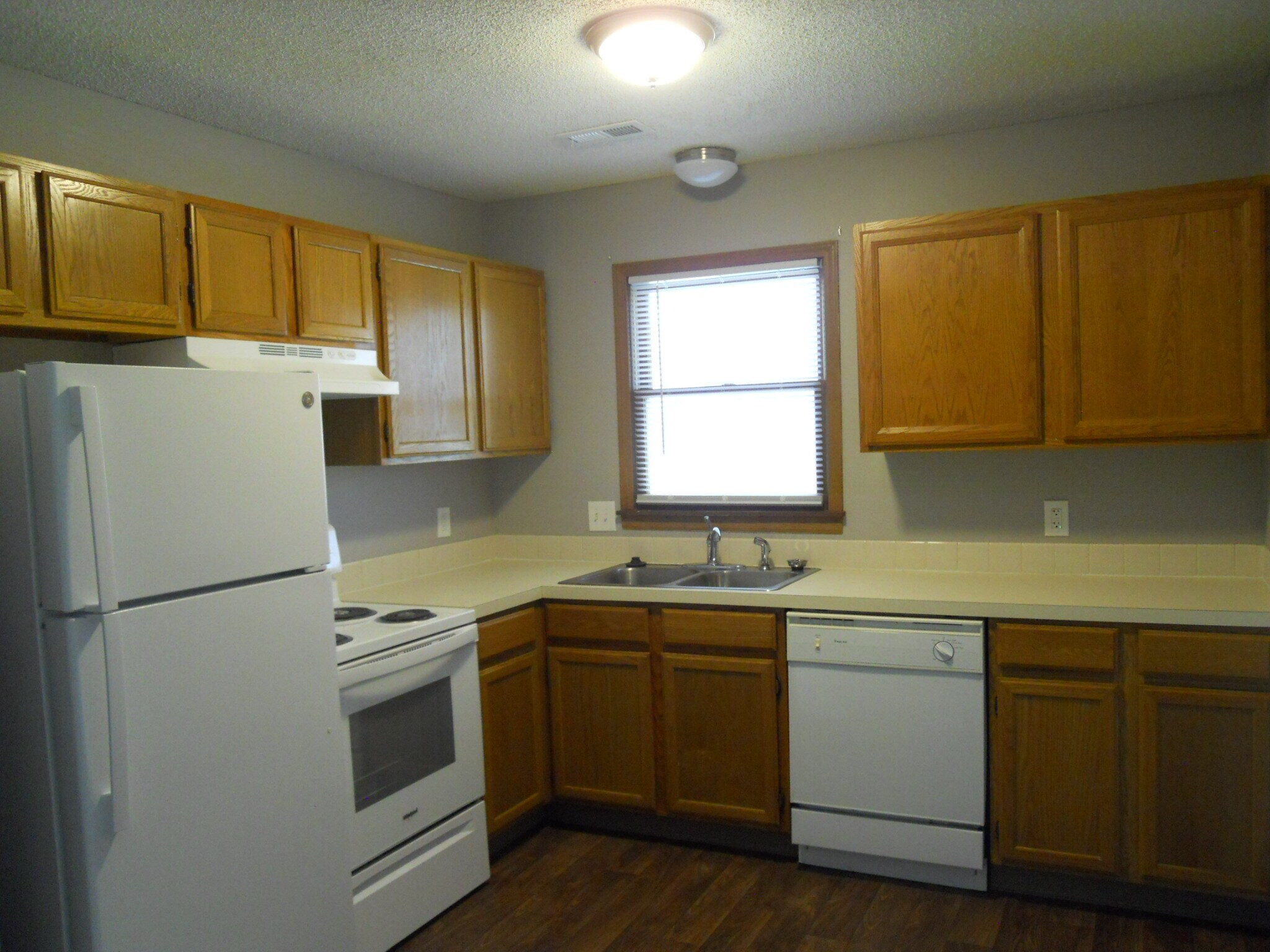 Building Photo - 3608 Westridge Dr