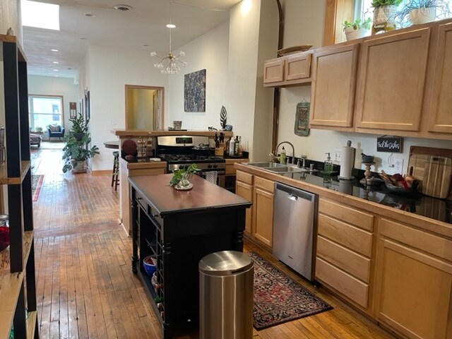 apt not furnished - 219 N Franklin St