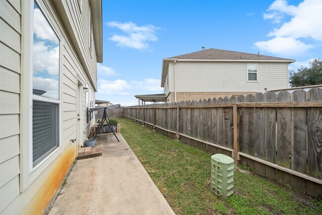 Building Photo - 14822 Juniper Dale Ct