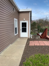 Building Photo - Hopewell - 1 Bedroom 1 Bath apartment on B...