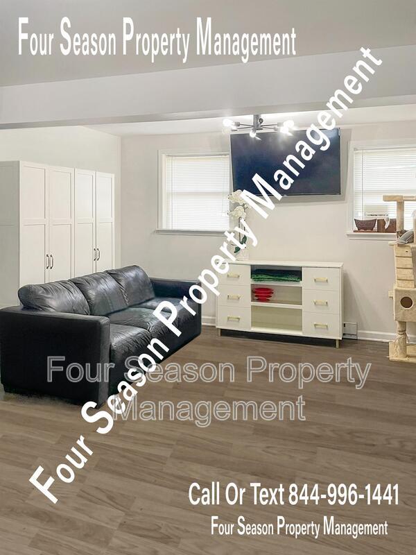 Building Photo - 10113 Mar Rock Dr