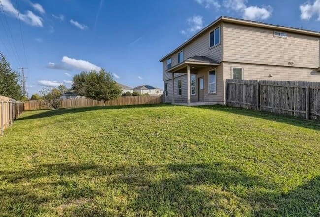 Building Photo - 301 Comal Run