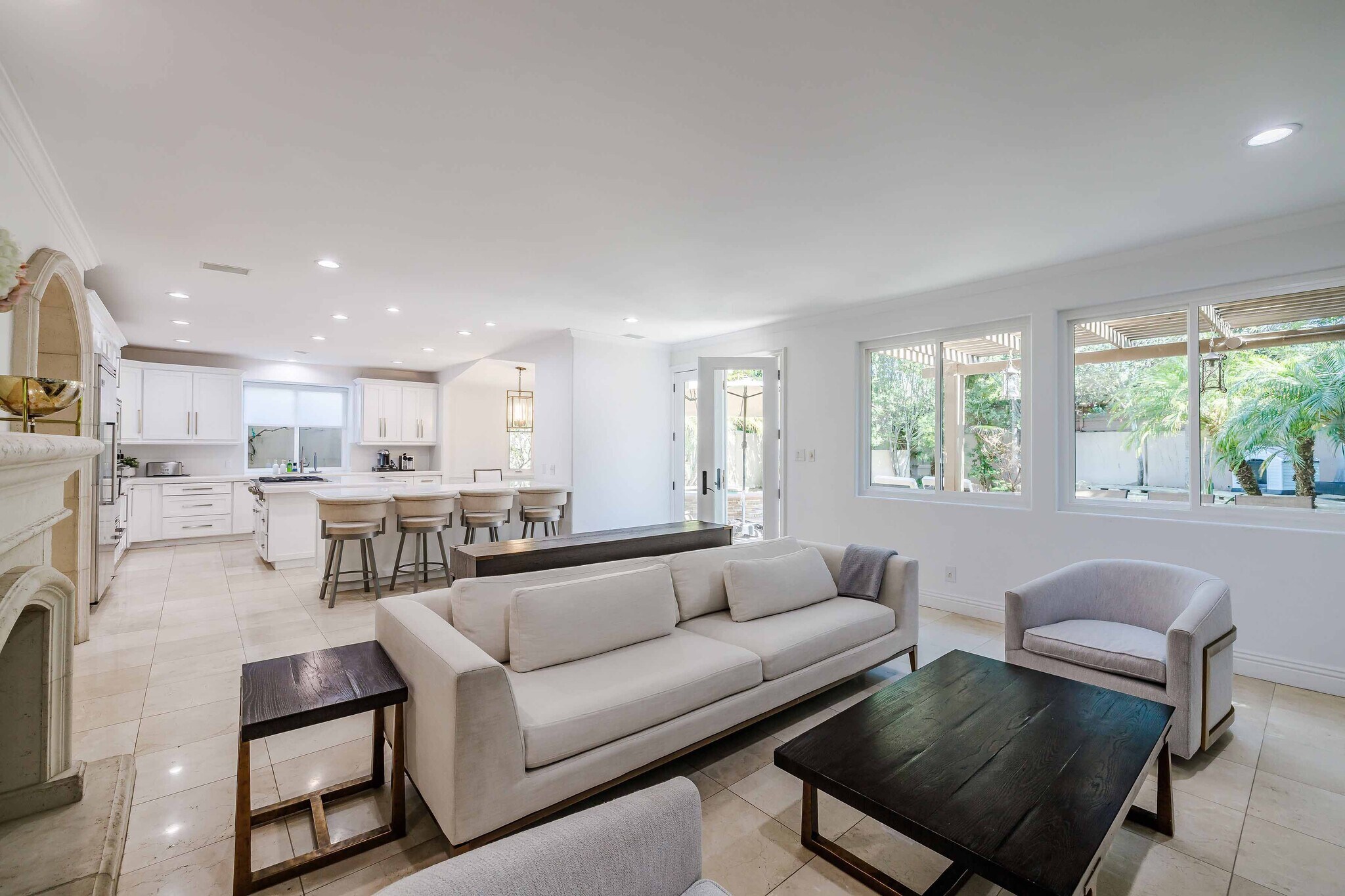 Building Photo - 1554 Mathews Ave