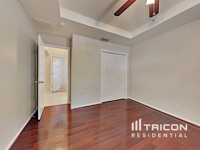 Building Photo - 10610 Little Bend Ln