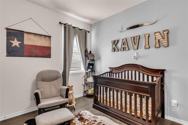 Building Photo - 900 Honey Maple St