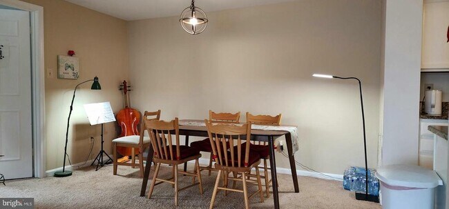 Building Photo - 10204 Ashbrooke Ct