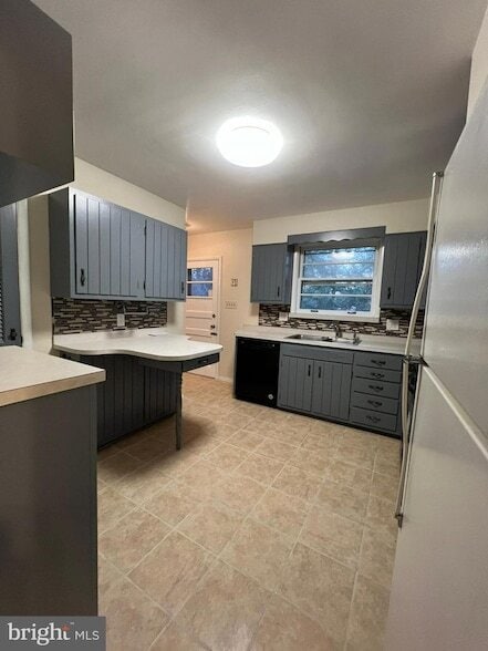 Building Photo - 8102 Carey Branch Dr