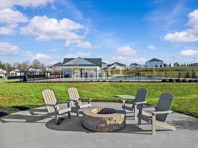 Building Photo - 1088 Appalachian Dr