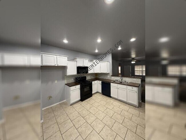 Building Photo - 5004 Hunter Blvd