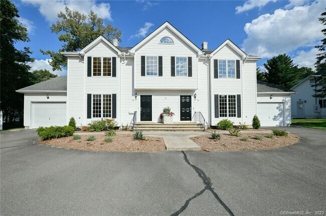 Building Photo - 14 Harold Rd