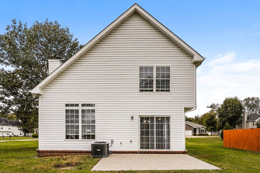 Building Photo - 906 Bexley Dr