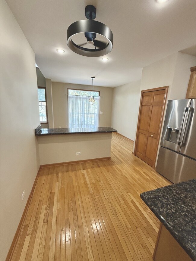 Building Photo - 153 Fulbright Ln