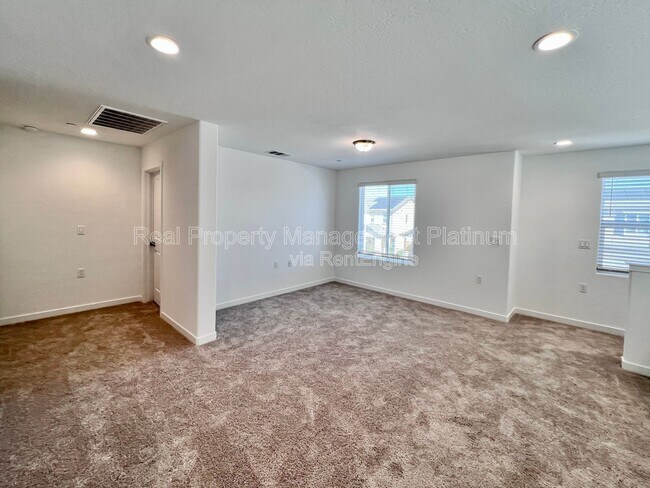 Building Photo - 2891 E Tierra Dr