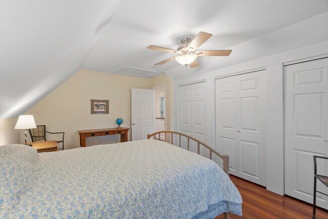 Building Photo - 54 Broadway Ave