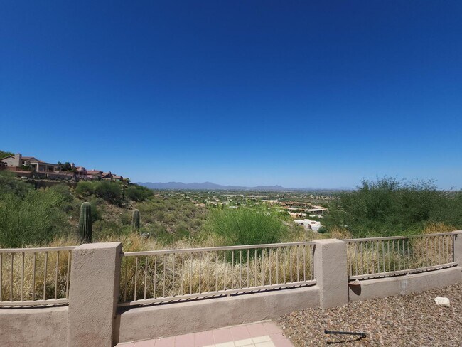 Building Photo - Gated Community at La Reserve Oro Valley_ ...