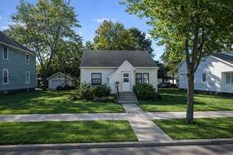 Building Photo - Click the “Apply Now” button or email wapmrentals@gmail.com for a prompt response.