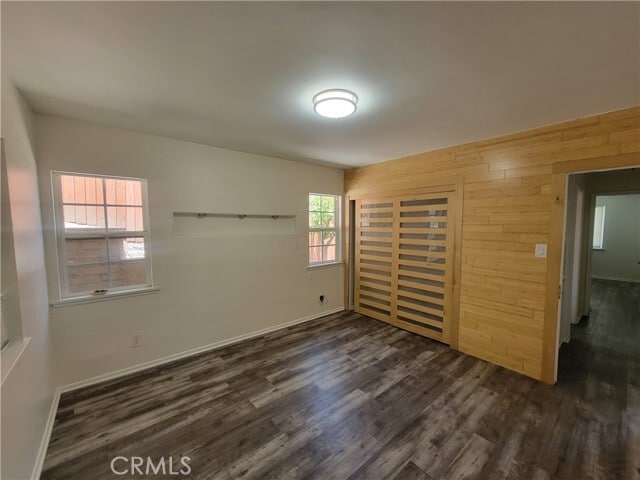 Building Photo - 2511 Florentina Ave