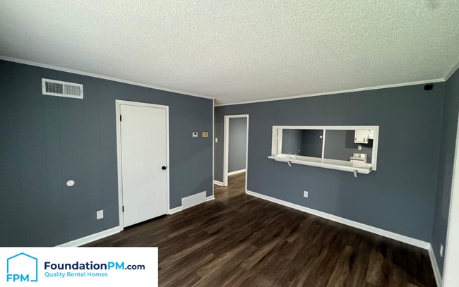 Building Photo - 5071 Breckenwood Dr
