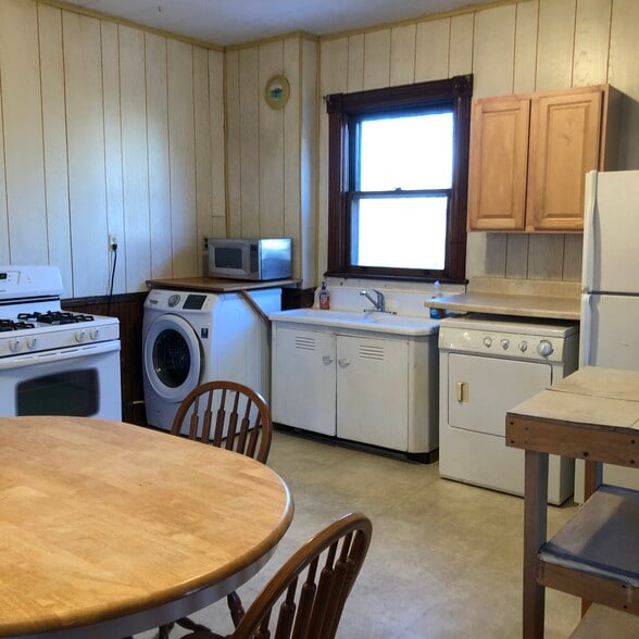 Kitchen #2 with washer/dryer - 240 11th St