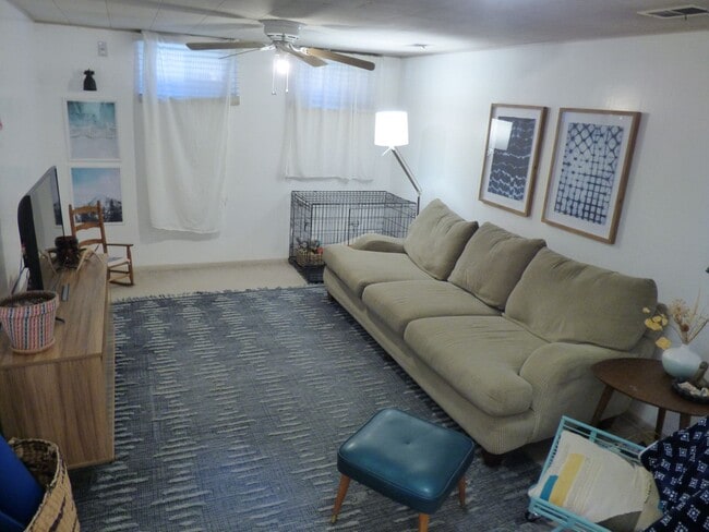 Building Photo - $0 DEPOSIT OPTION! Beautifully Upgraded 3-Bed Ranch with Basement, Remodeled Bath, and Ideal Loca...