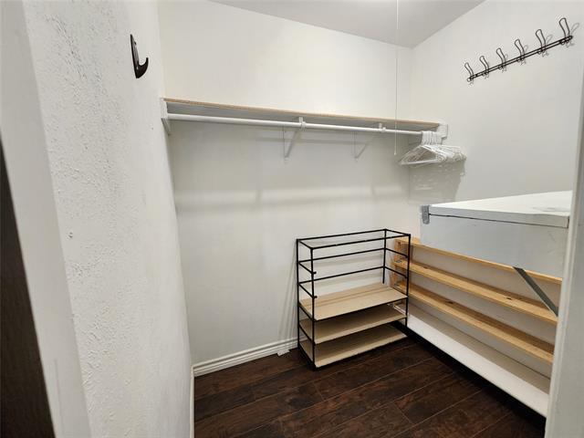 Building Photo - 7508 Red Willow Rd