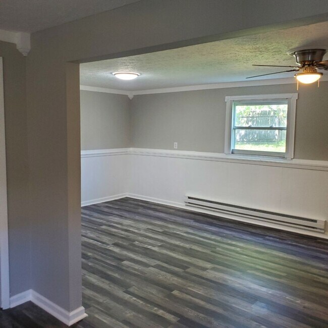 Building Photo - 3BDRM HOUSE FOR RENT