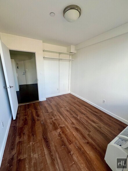 Building Photo - 2BR Penthouse w/ Balcony & Private Rooftop Terrace on Bushwick E. Williamsburg Border