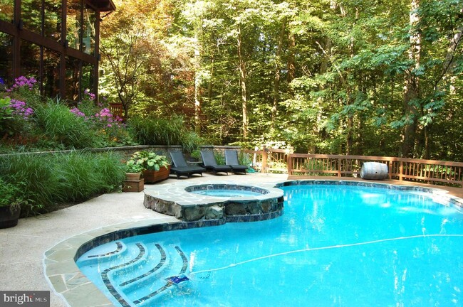 Building Photo - 9728 Swift Creek Ct