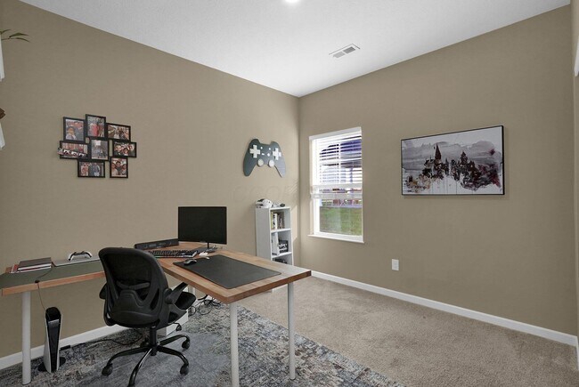 Building Photo - 272 Mannaseh Dr W