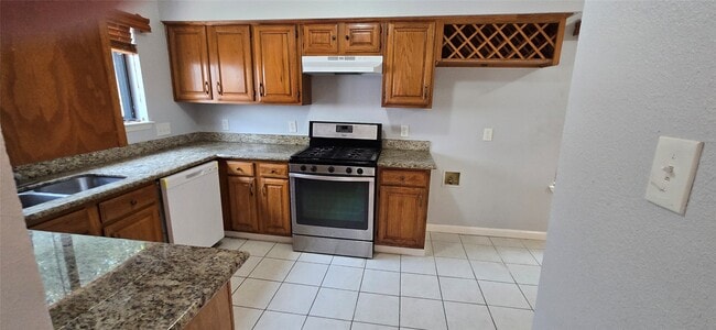 Building Photo - 6311 Dawnridge Dr