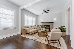 Building Photo - 5306 N Ashland Ave