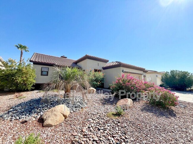 Building Photo - 80734 Camino Santa Elise